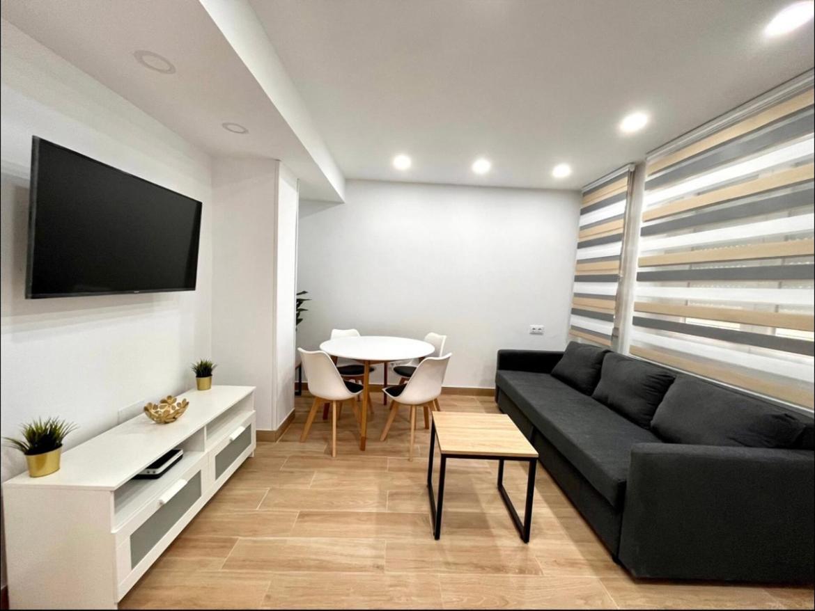 Maximilian Dreams Apartment Мадрид Екстериор снимка